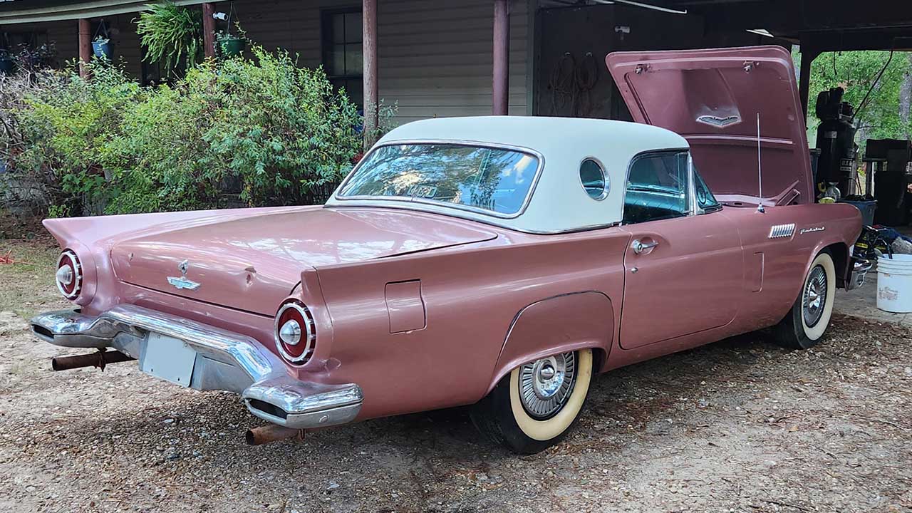 2nd Image of a 1957 FORD THUNDERBIRD