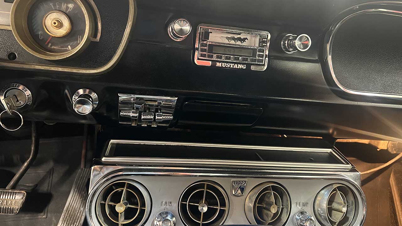 12th Image of a 1965 FORD MUSTANG
