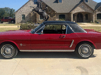 Image 5 of 25 of a 1965 FORD MUSTANG
