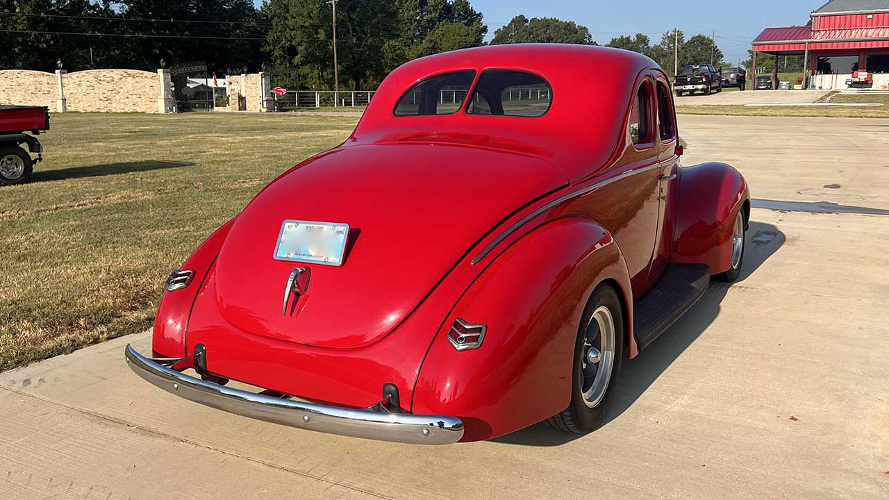 3rd Image of a 1940 FORD COUPE