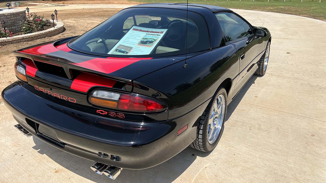 2nd Image of a 1999 CHEVROLET CAMARO Z28