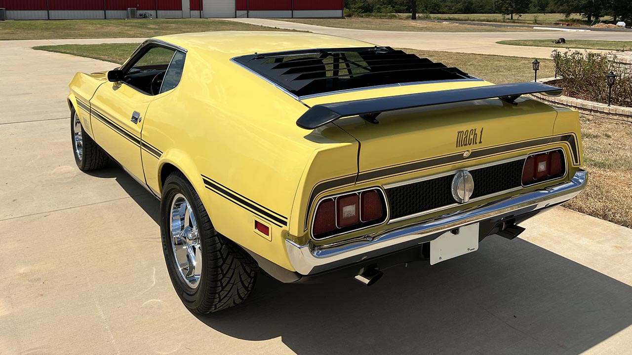 1st Image of a 1972 FORD MUSTANG MACH 1