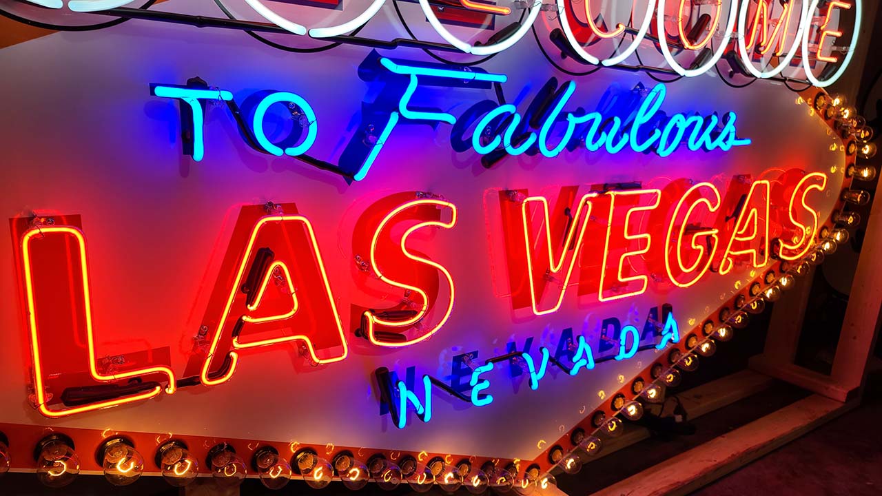 7th Image of a N/A LAS VEGAS ANIMATED TIN NEON
