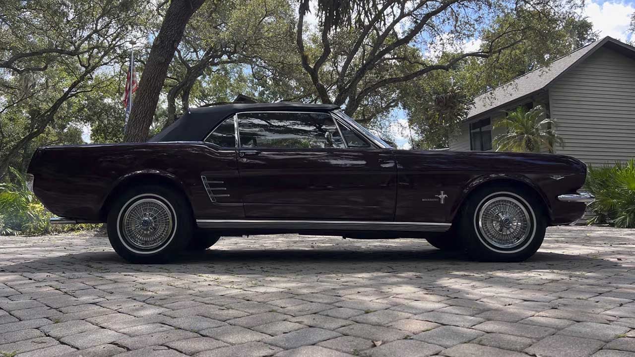 5th Image of a 1966 FORD MUSTANG