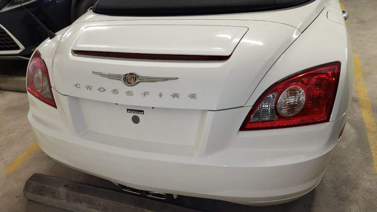 6th Image of a 2005 CHRYSLER CROSSFIRE LIMITED
