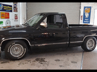 Image 1 of 21 of a 1989 CHEVROLET C1500