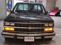 Image 5 of 21 of a 1989 CHEVROLET C1500