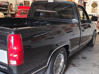 Image 9 of 21 of a 1989 CHEVROLET C1500