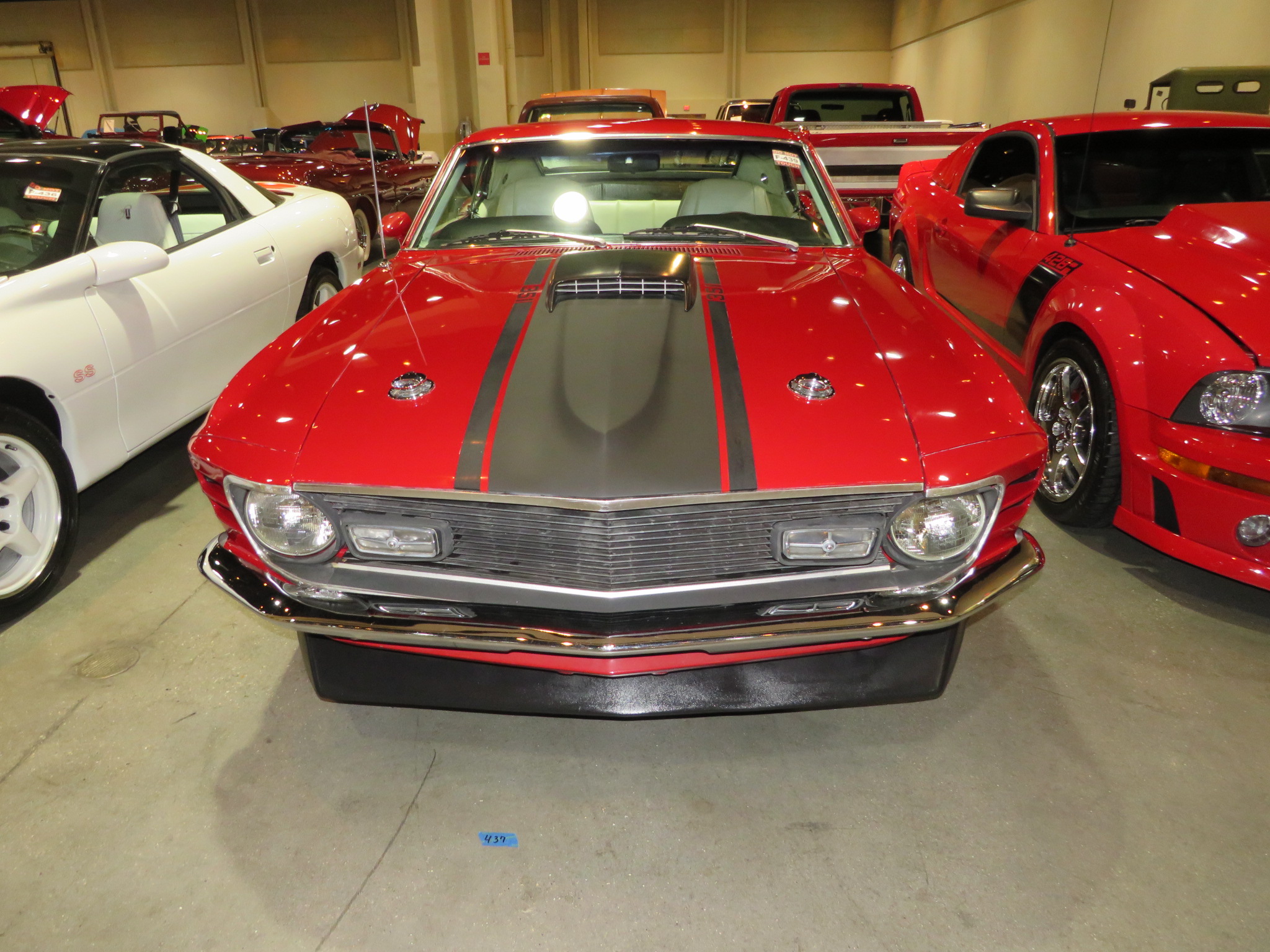 2nd Image of a 1970 FORD MUSTANG MACH 1