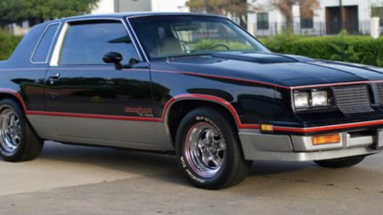 3rd Image of a 1983 OLDSMOBILE CUTLASS CALAIS HURST