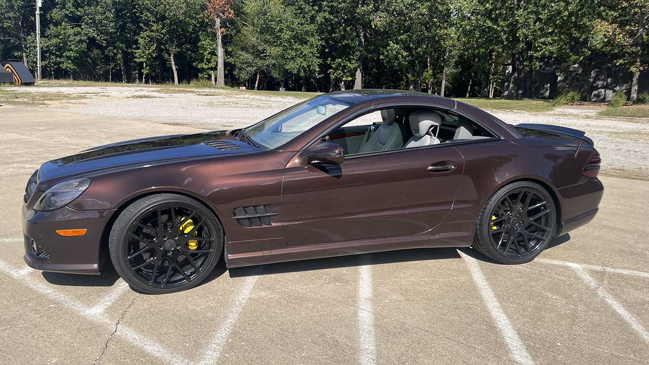 0th Image of a 2011 MERCEDES SL550