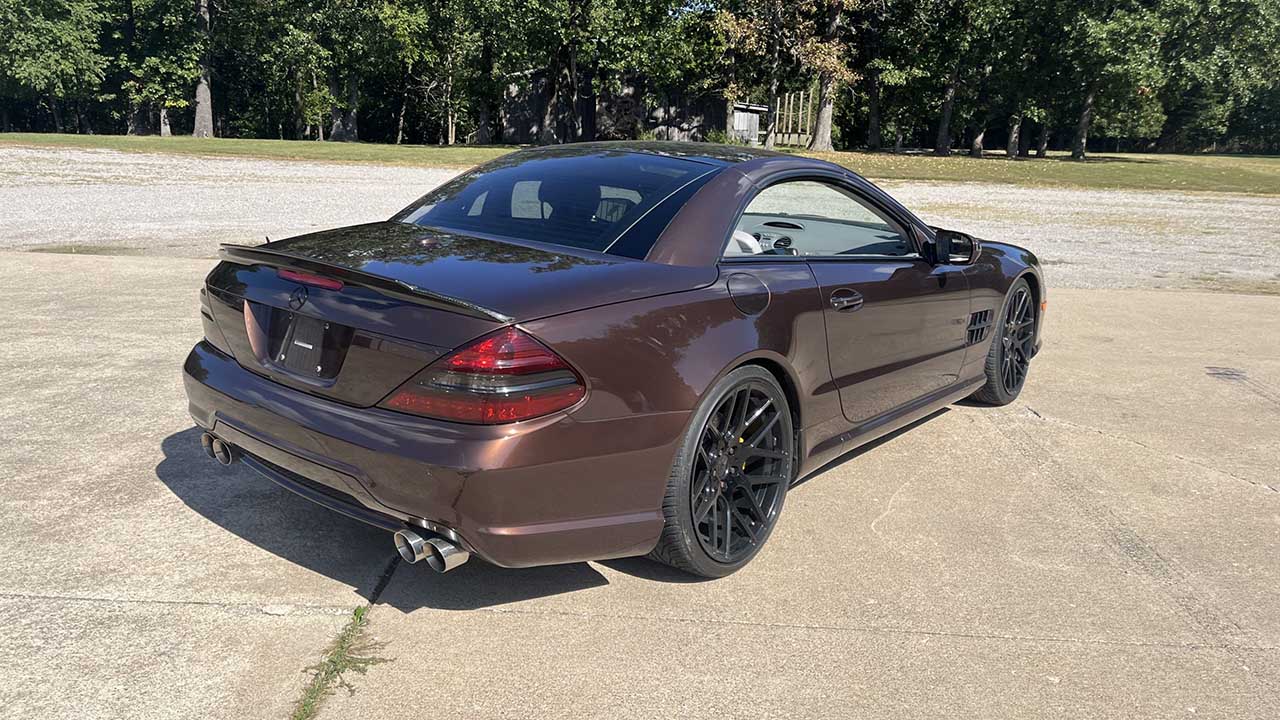 5th Image of a 2011 MERCEDES SL550