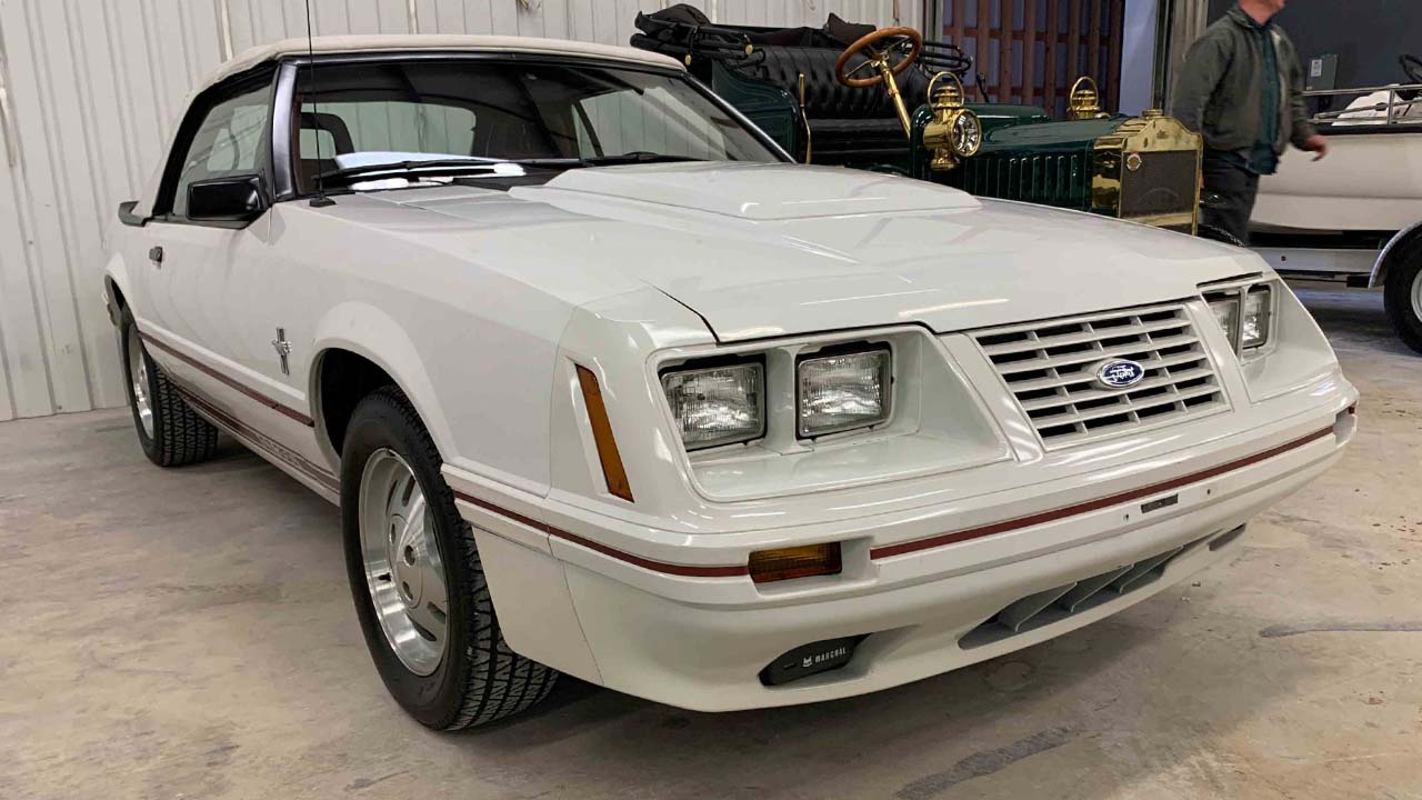 1st Image of a 1984 FORD MUSTANG