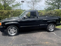 Image 2 of 10 of a 1990 GMC SIERRA C1500