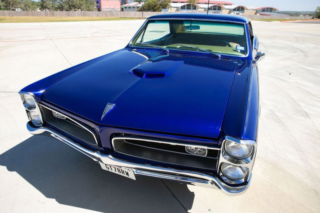 2nd Image of a 1966 PONTIAC LEMANS