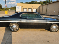 Image 2 of 6 of a 1973 PLYMOUTH DUSTER