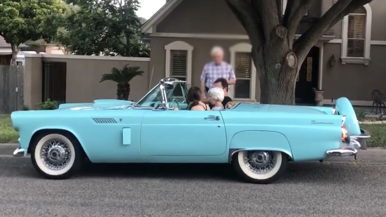 5th Image of a 1956 FORD THUNDERBIRD