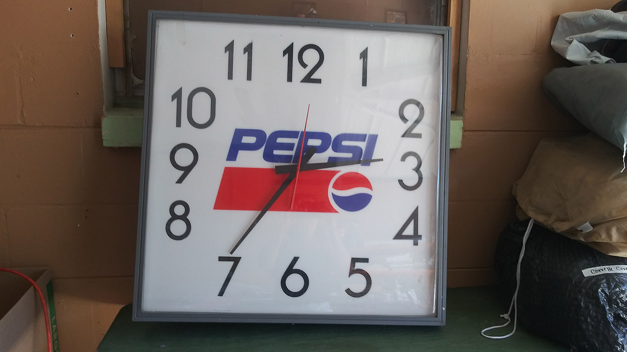 0th Image of a N/A LARGE PEPSI CLOCK