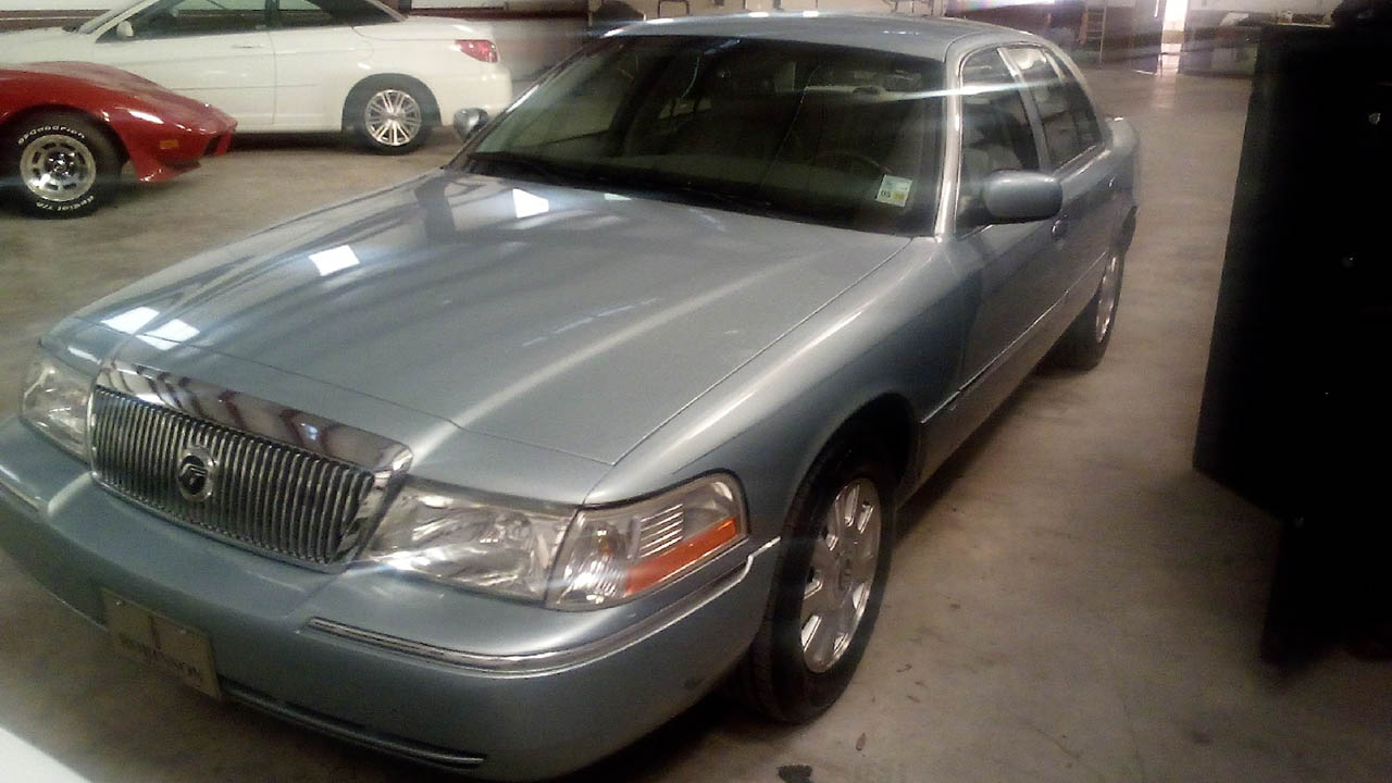 0th Image of a 2004 MERCURY MARQUIS