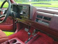 Image 10 of 11 of a 1992 CHEVROLET BLAZER K1500