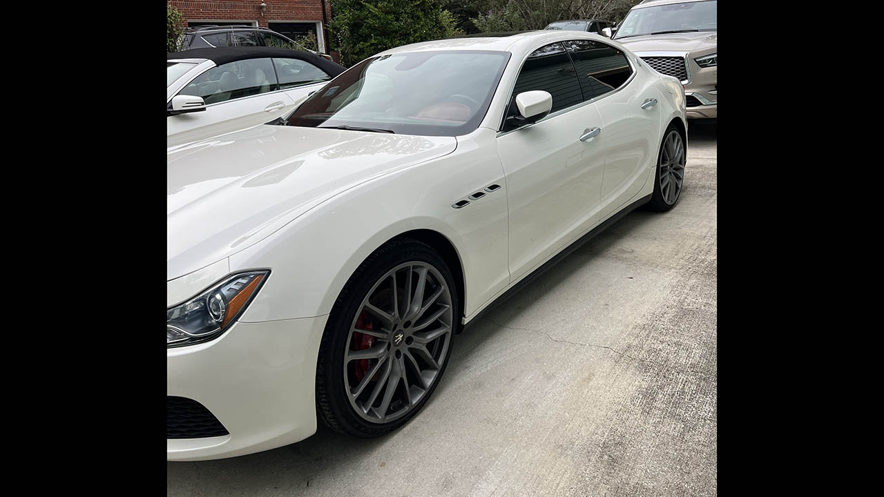 1st Image of a 2017 MASERATI GHIBLI NORTH AMERICA SPECIF