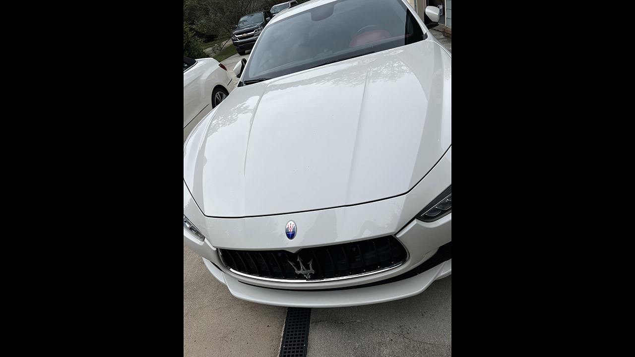 3rd Image of a 2017 MASERATI GHIBLI NORTH AMERICA SPECIF