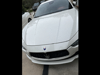 Image 4 of 6 of a 2017 MASERATI GHIBLI NORTH AMERICA SPECIF