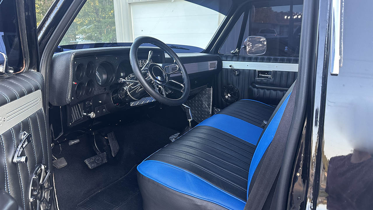 2nd Image of a 1979 CHEVROLET 4X4