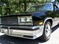 Image 2 of 27 of a 1987 CHEVROLET EL CAMINO