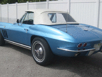 Image 4 of 9 of a 1965 CHEVROLET CORVETTE