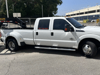 Image 2 of 12 of a 2012 FORD F-350 SUPER DUTY XLT
