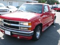 Image 1 of 19 of a 1998 CHEVROLET C1500
