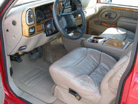Image 10 of 19 of a 1998 CHEVROLET C1500
