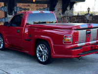 Image 2 of 8 of a 2003 CHEVROLET SILVERADO 1500