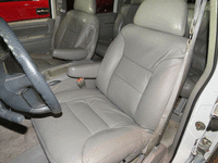 Image 6 of 13 of a 1997 CHEVROLET SUBURBAN 1500 LT
