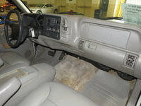 Image 7 of 13 of a 1997 CHEVROLET SUBURBAN 1500 LT