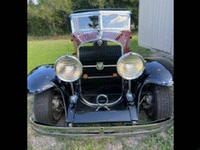 Image 5 of 14 of a 1930 CADILLAC LIMO