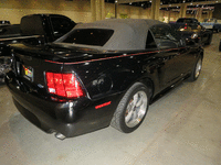 Image 2 of 13 of a 2002 FORD MUSTANG