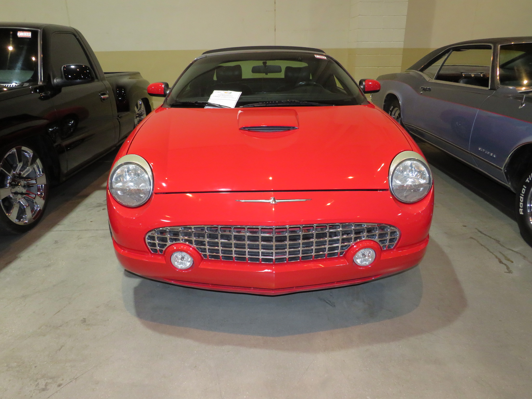 3rd Image of a 2004 FORD THUNDERBIRD