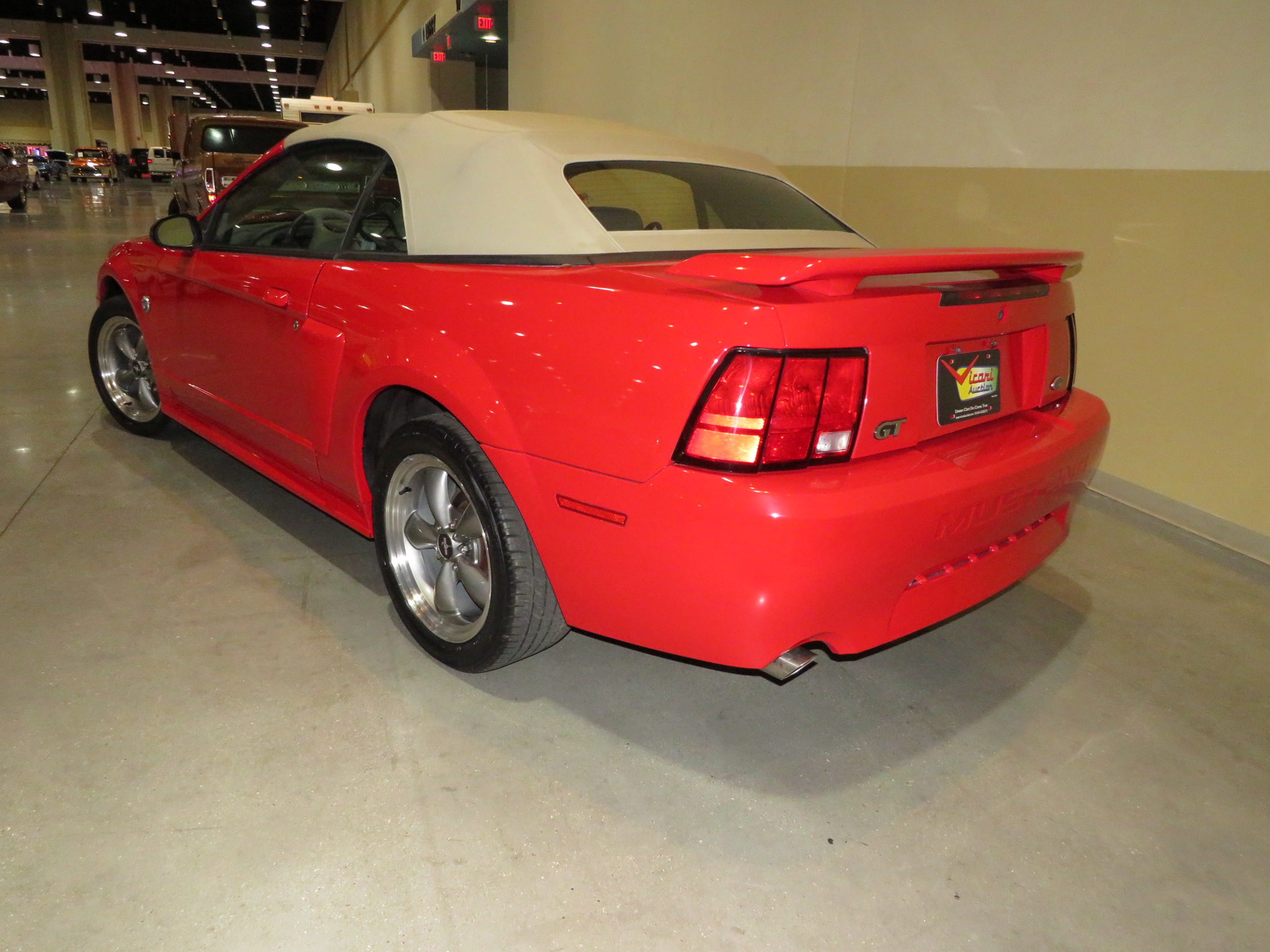 1st Image of a 2004 FORD MUSTANG