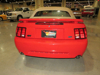 Image 5 of 13 of a 2004 FORD MUSTANG