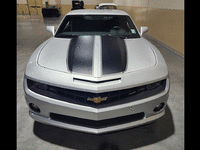 Image 11 of 20 of a 2010 CHEVROLET CAMARO 2SS