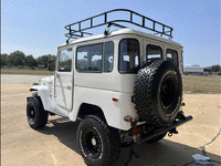 Image 7 of 28 of a 1978 TOYOTA LAND CRUISER