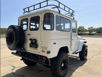 Image 10 of 28 of a 1978 TOYOTA LAND CRUISER