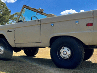 Image 3 of 9 of a 1972 FORD BRONCO