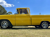 Image 4 of 12 of a 1963 CHEVROLET SHORT BED