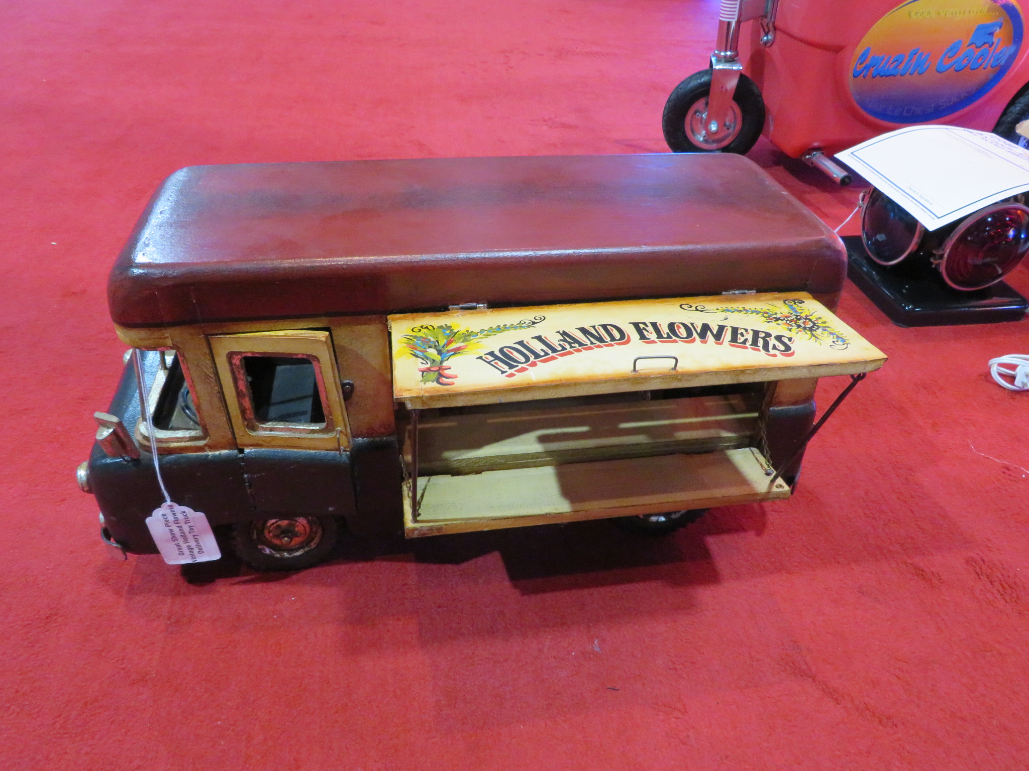 0th Image of a N/A VINTAGE HOLLAND FLOWERS DELIVERY TOY TRUCK