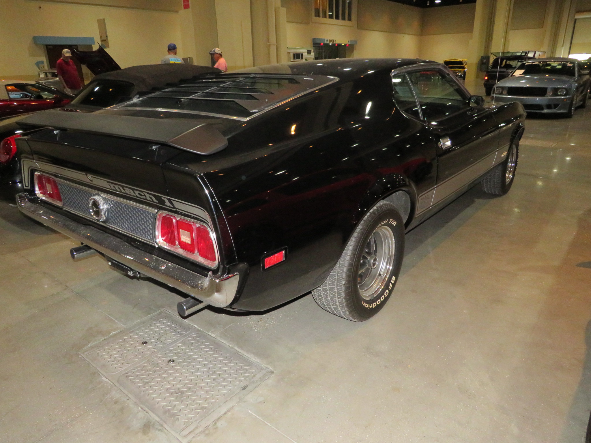 1st Image of a 1973 FORD MUSTANG