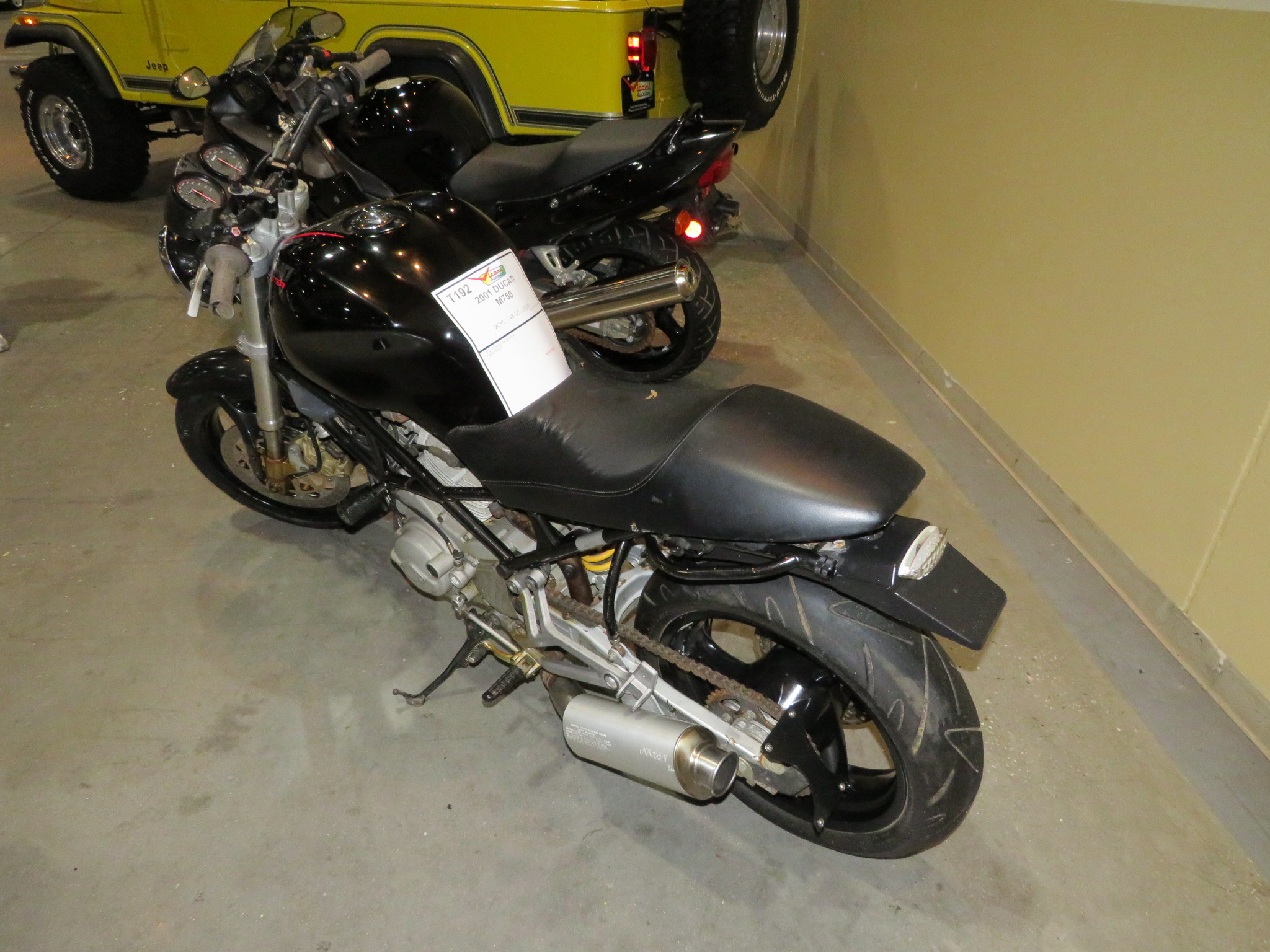 1st Image of a 2001 DUCATI M750