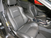 Image 8 of 12 of a 2004 PONTIAC GTO